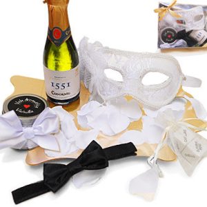 KIT ERÓTICO INEDIT (COM MÁSCARA VENEZIANA) 1 KIT ERÓTICO INEDIT (COM MÁSCARA VENEZIANA)