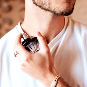 PERFUME COM FEROMONAS BLACK DIAMOND MASC. LGBTQ | 30 ML 12 PERFUME COM FEROMONAS BLACK DIAMOND MASC. LGBTQ | 30 ML - Image 5