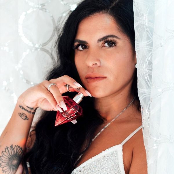 PERFUME COM FEROMONAS RED DIAMOND FEMININO LGBTQ | 30 ML