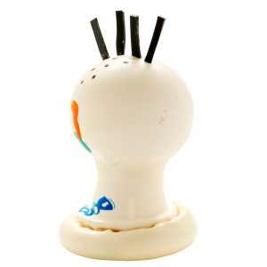 PRESERVATIVO DECORATIVO PINTADO À MÃO (PUNK) - Image 4